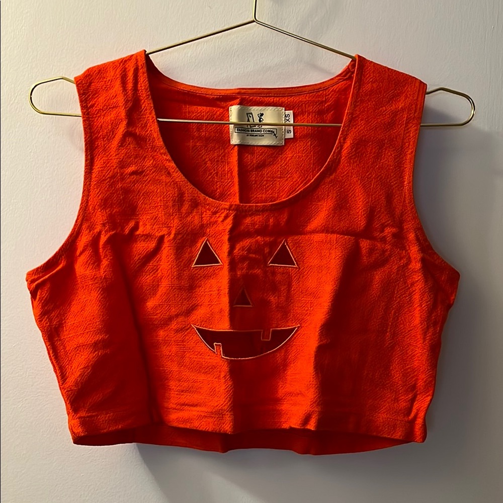 COPY - Fashion Brand Company Pumpkin Face Crop Top